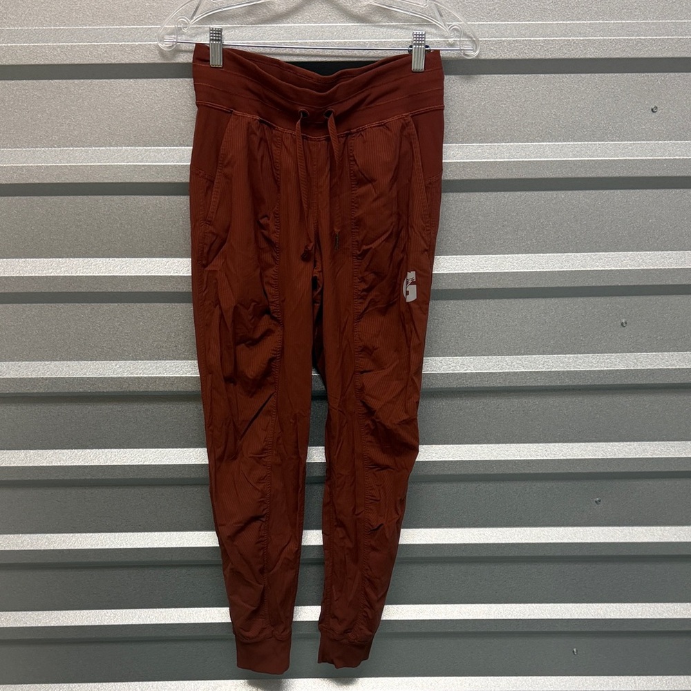 Lululemon Women’s Dance Studio Rust Orange Activewear Jogger Size 4 GATORADE